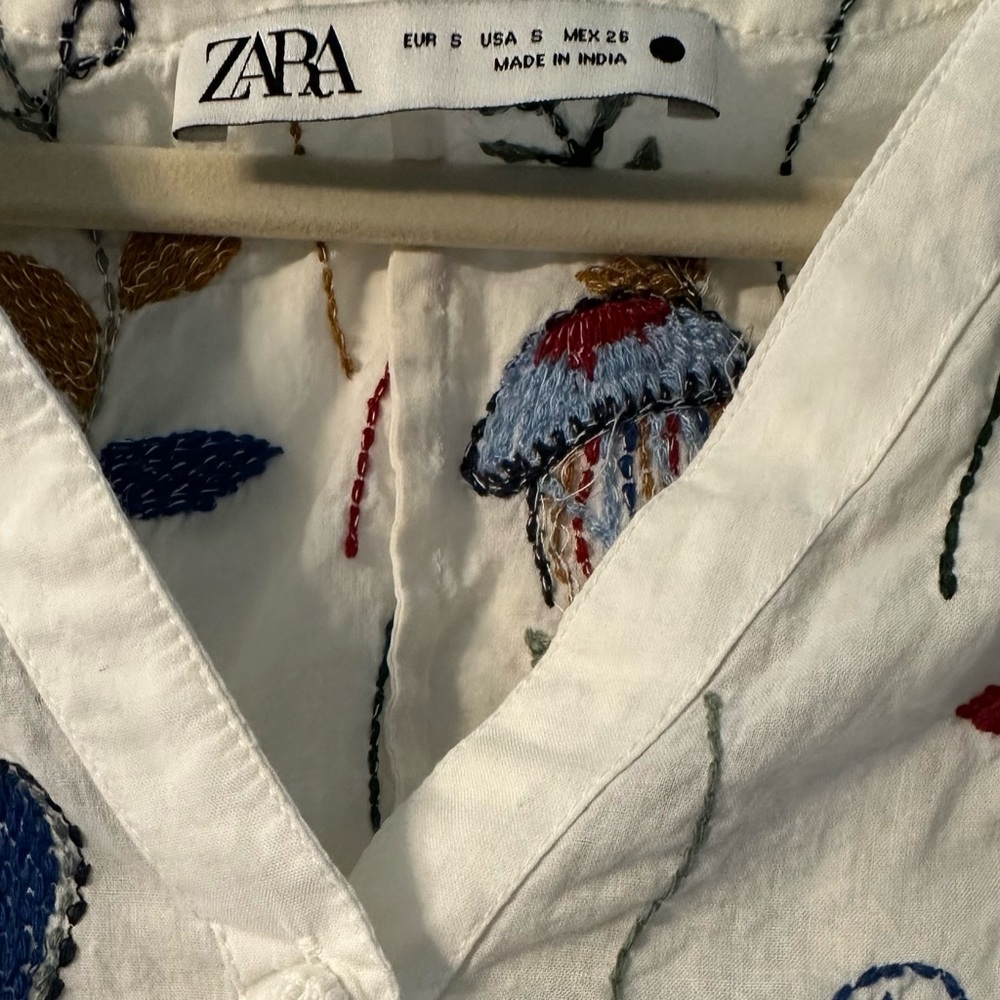 Zara White Blouse with Multicolor Embroidery - Picture 6 of 6